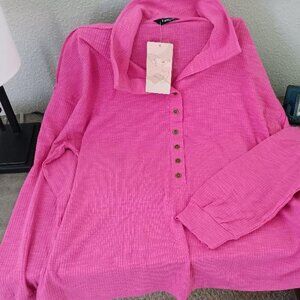 Women button shirt NWT